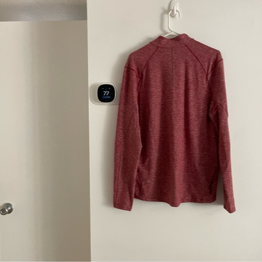 Lululemon men 1/4 zip Red Long Sleeve Athletic Top size large